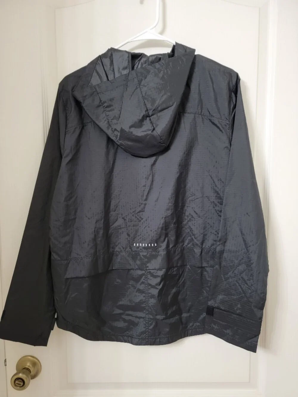 Nike Size M Stanford Cardinal Lightweight Full-Zip Windbreaker Jacket, NEW